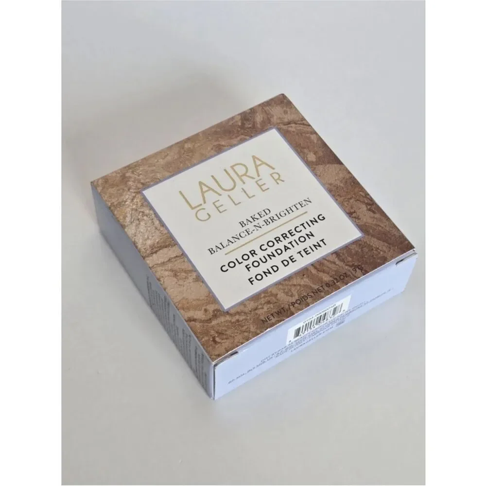 Laura Geller 0006024B Baked Balance-N-Glow Illuminating Foundation Medium $38
